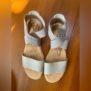 Women’s SOREL Ella II sandal, gray. Size 9.5